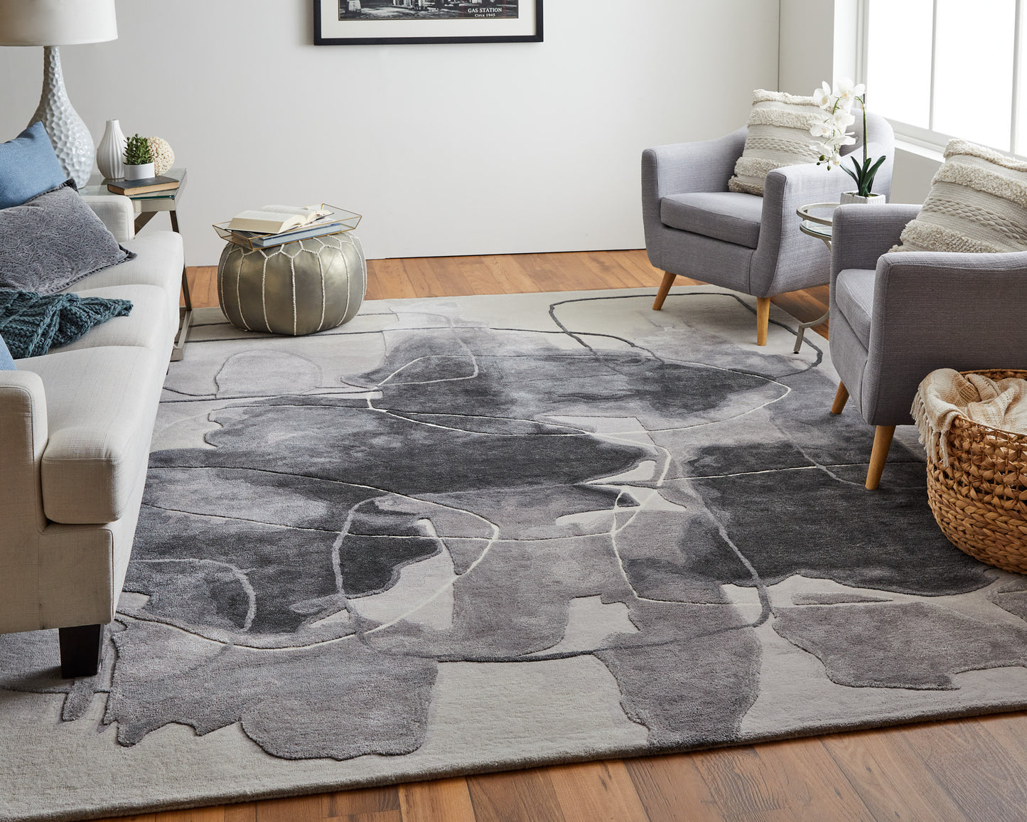8' X 10' Gray and Ivory Abstract Hand Tufted Area Rug-8